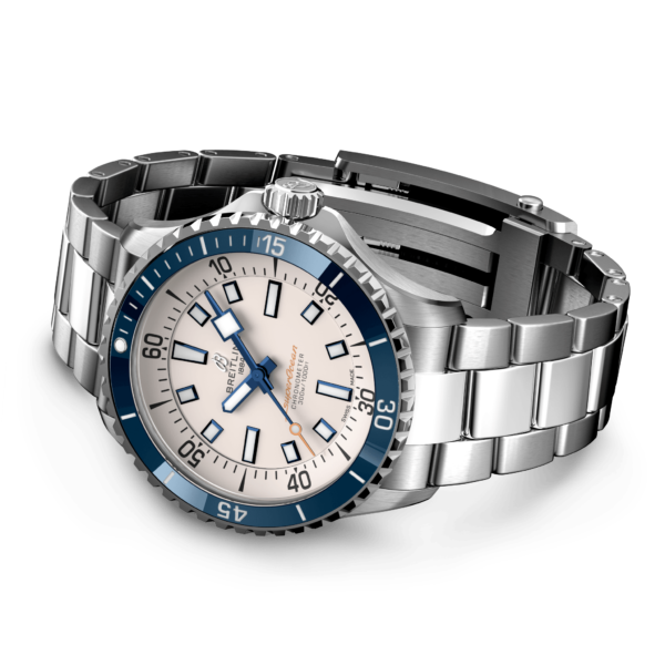 BREITLING SUPEROCEAN AUTOMATIC 42 AUTOMATIC 42 MM STAINLESS STEEL SILVER